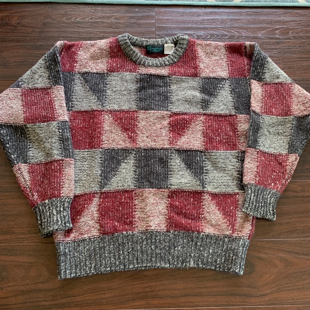 Geometric Patterned Sweater - Red and Gray
